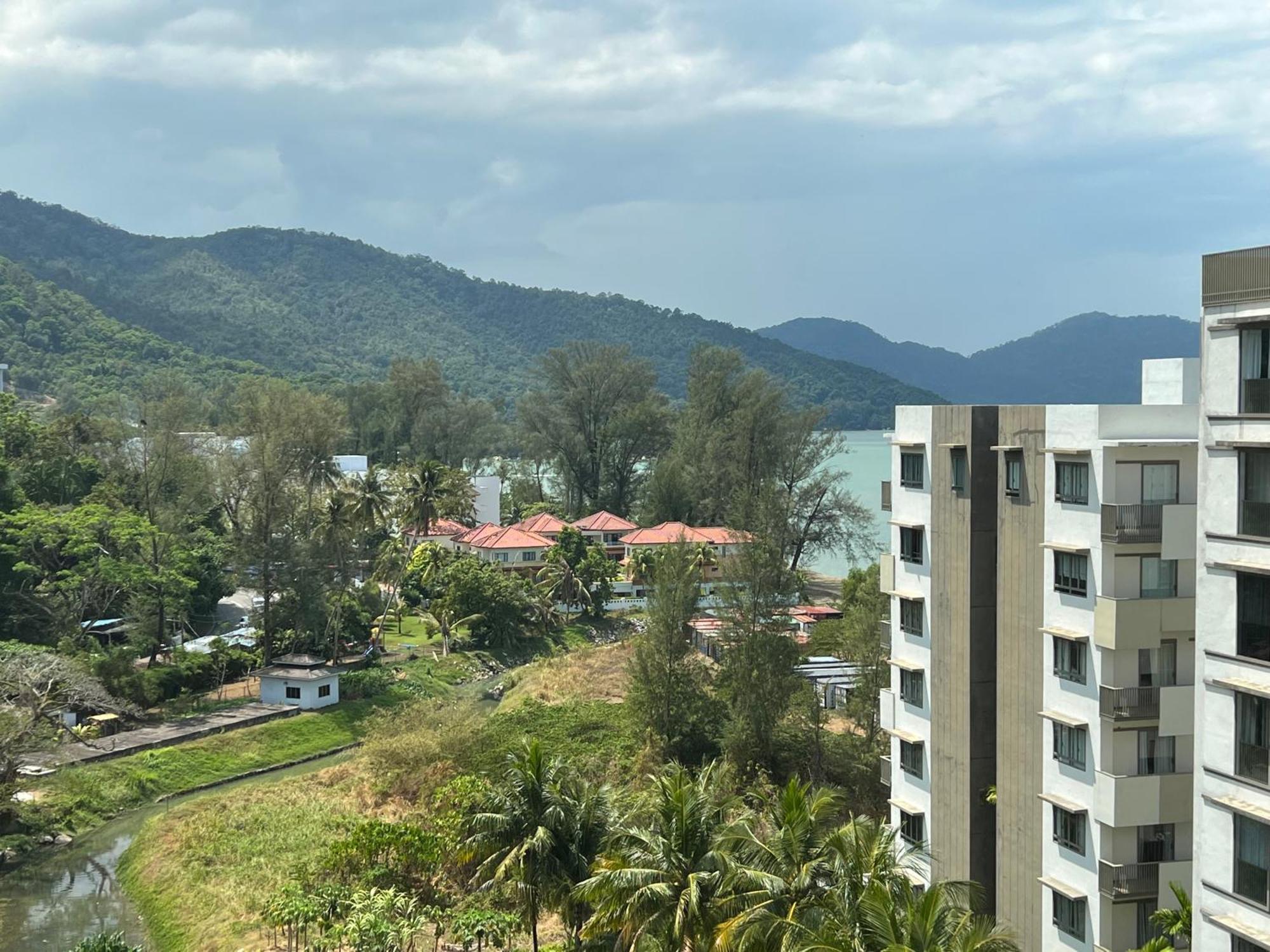 By The Sea @ Luxury Suites, Batu Ferringhi Exterior foto